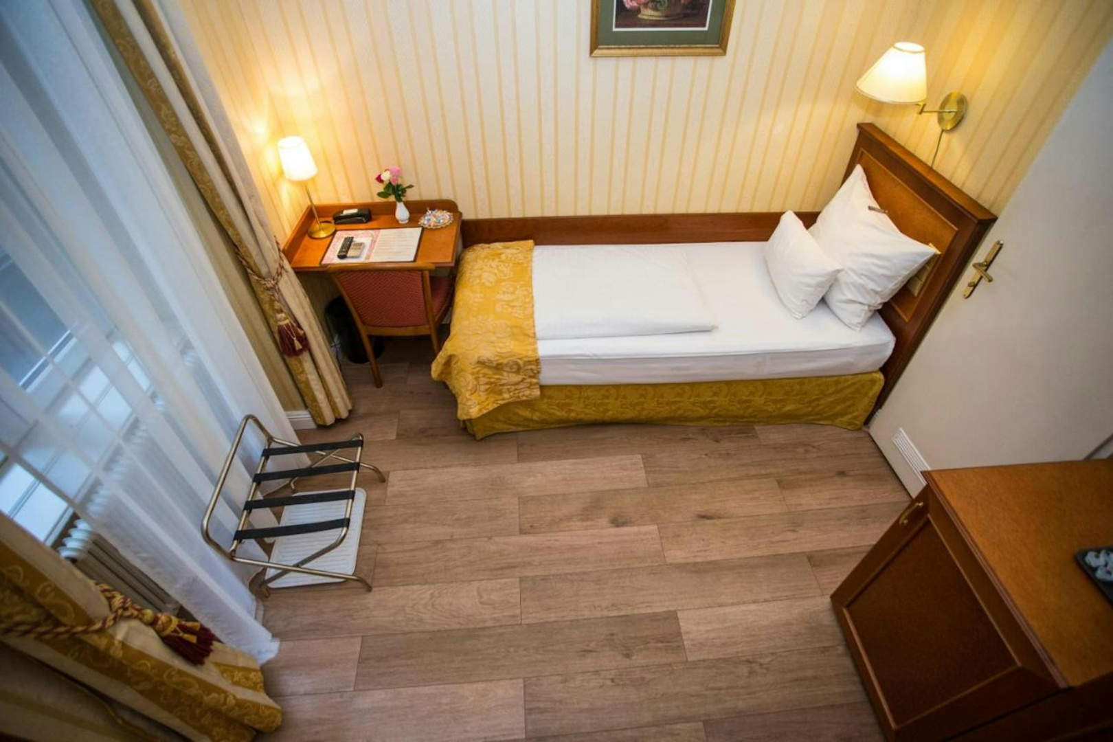 Foto - Opera Suites - Self Check-in