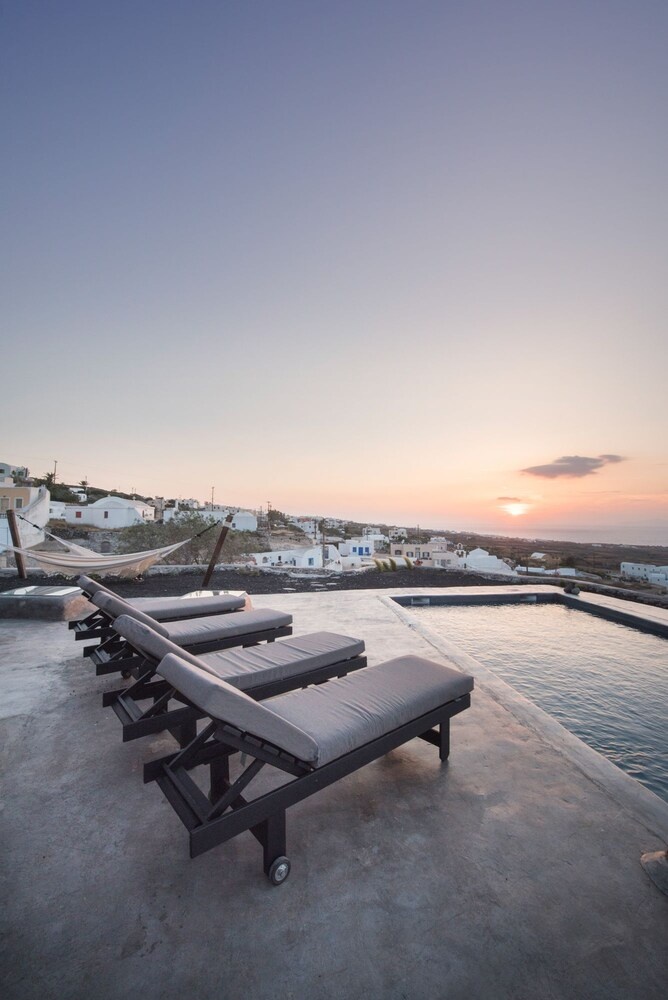 Photo - Sophia Finikia Villas