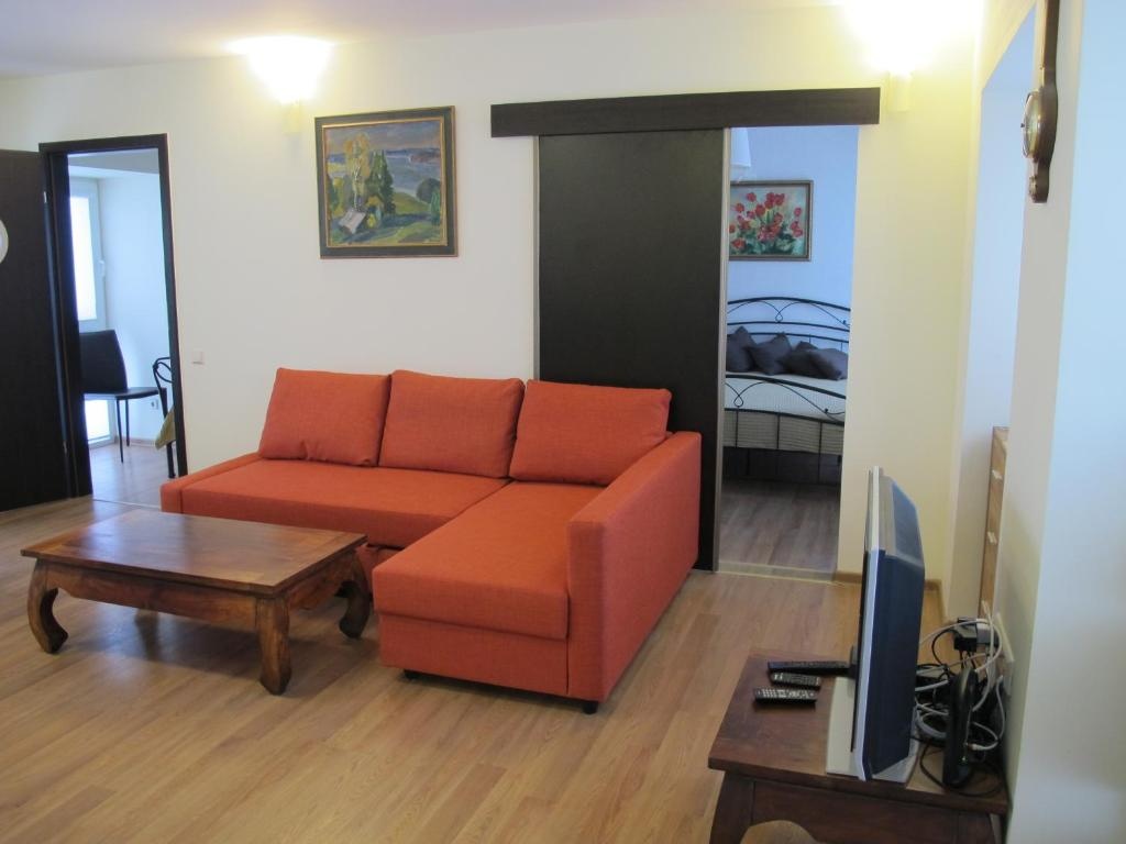 Nida Purvynės 51 apartamentai