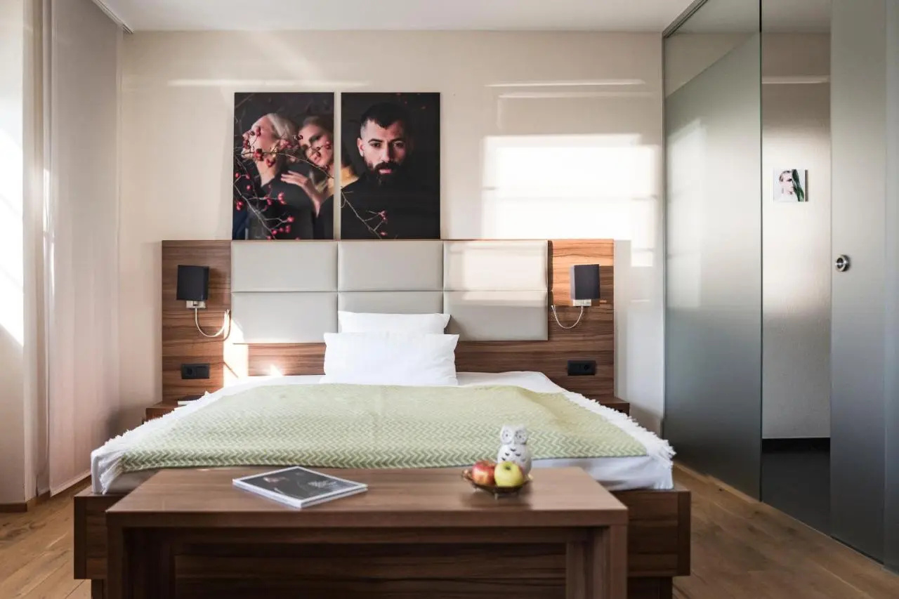 Foto - Kunst-Hotel Drei König am Marktplatz Stadt Lörrach