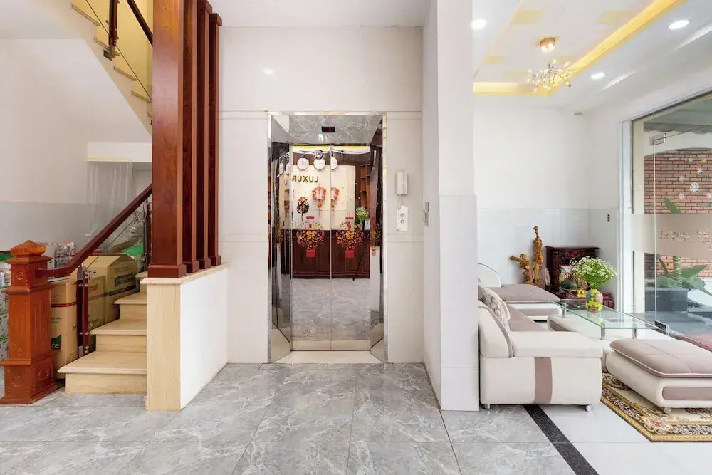 Photo - Luxury Hotel
