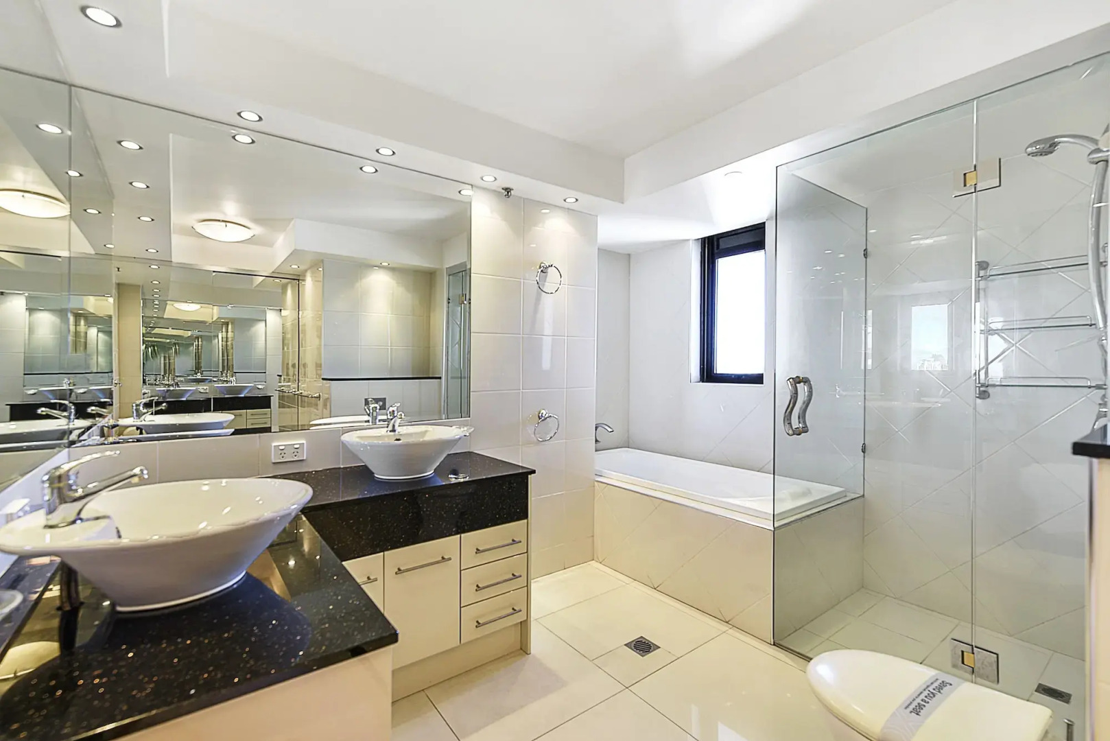 Foto - Surfers Century Oceanside Apartments