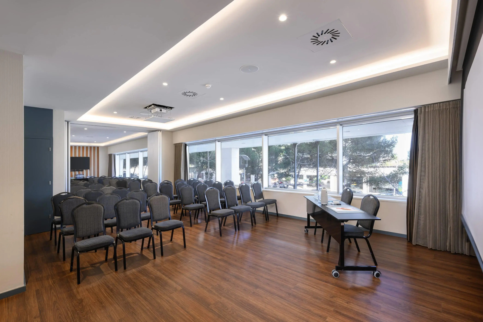 Photo - Melia Lisboa Oriente Hotel
