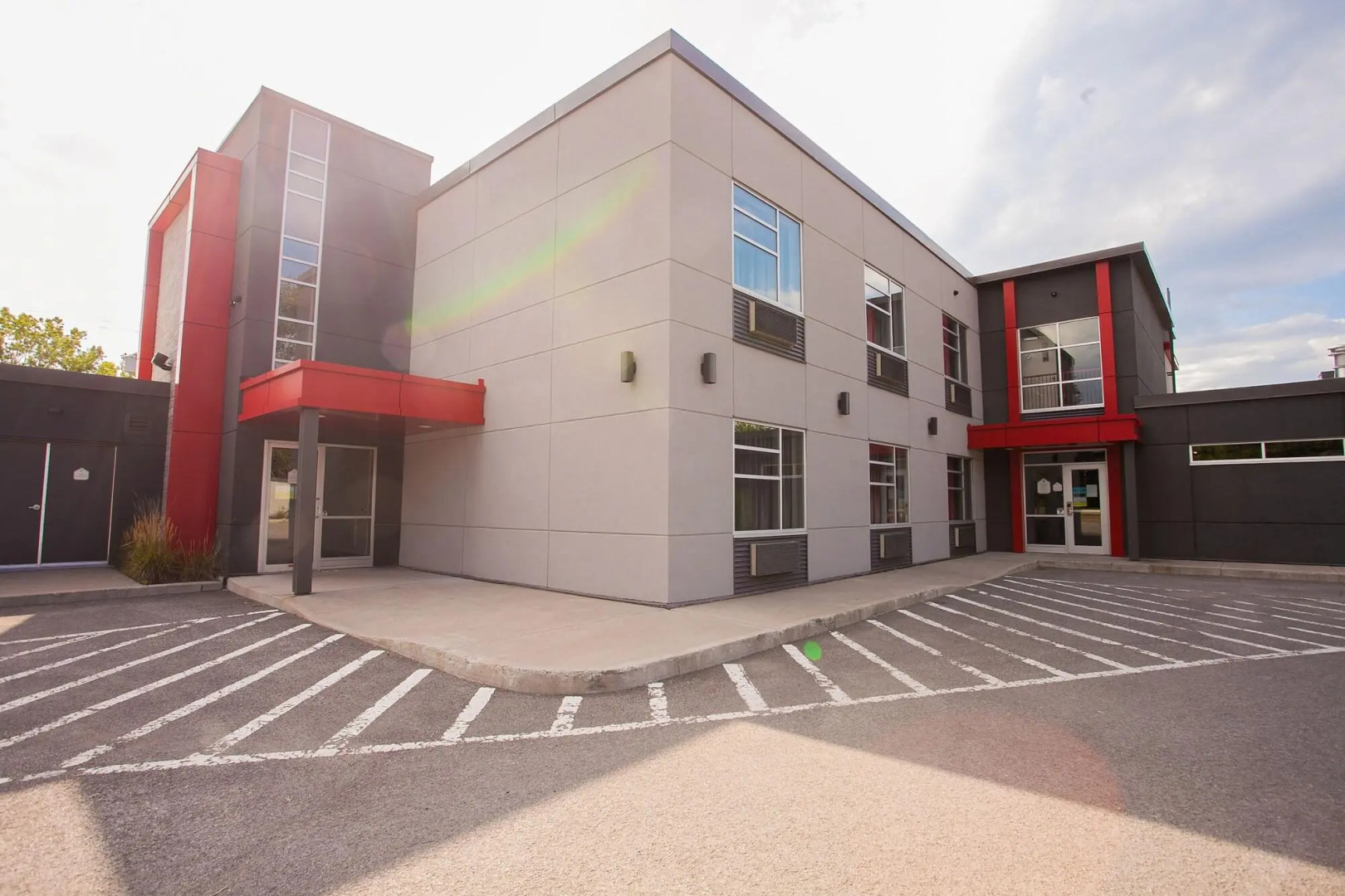 Photo - Motel Newstar Laval