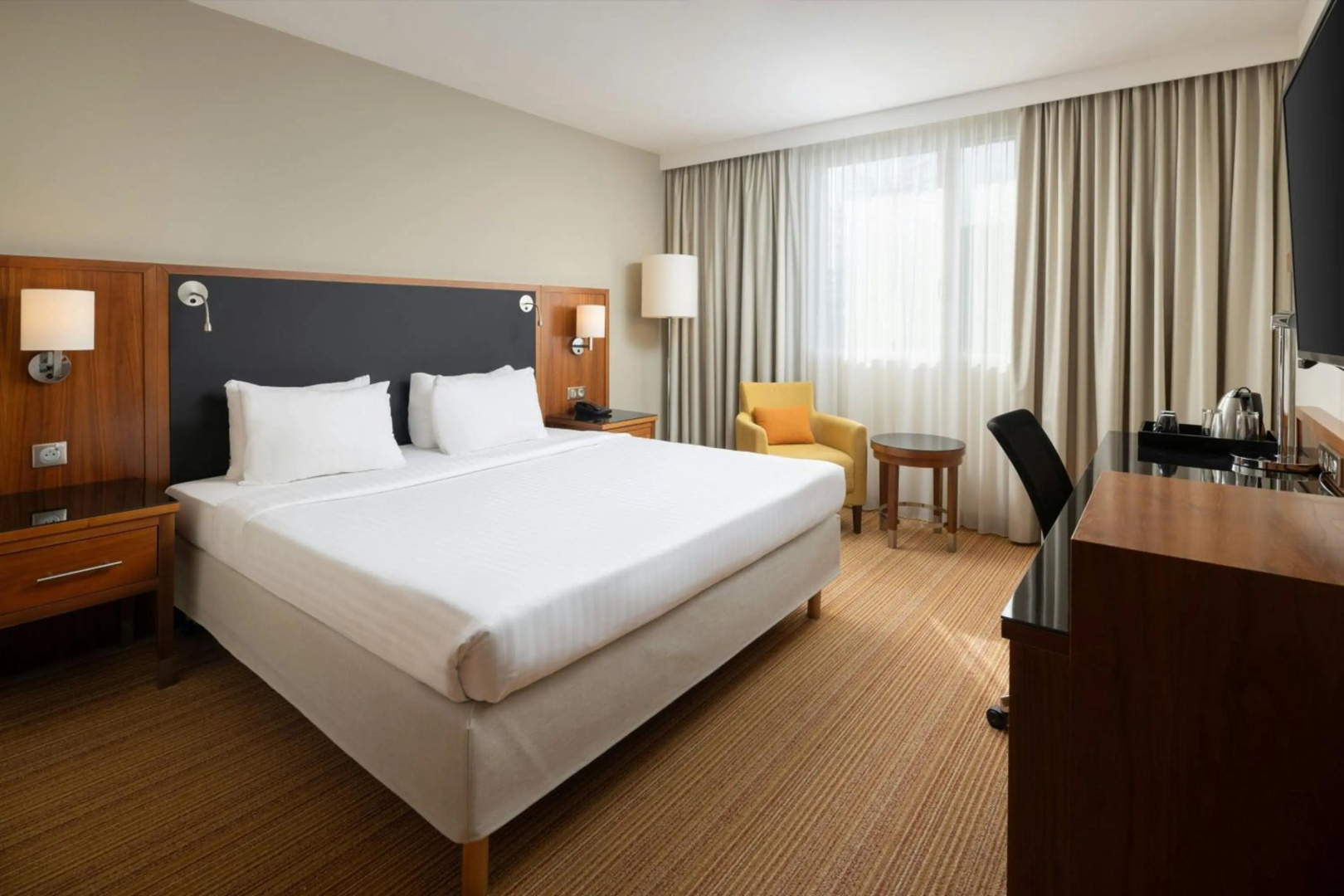 Photo - Courtyard by Marriott Toulouse Airport