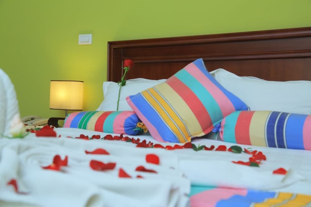 Sunland Hotel