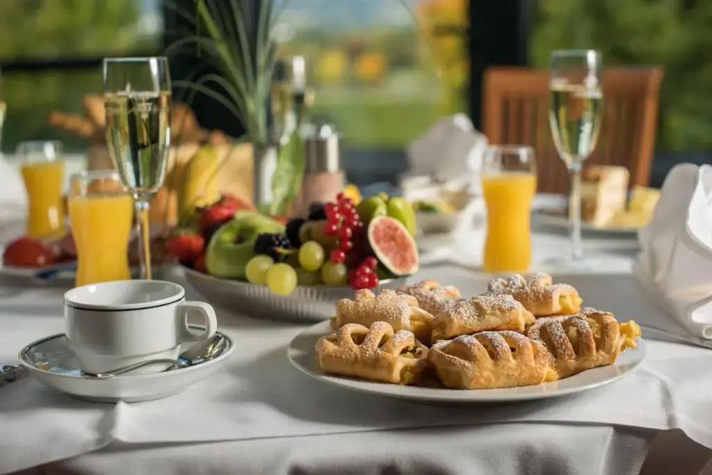 Foto - Trans World Hotel Donauwelle