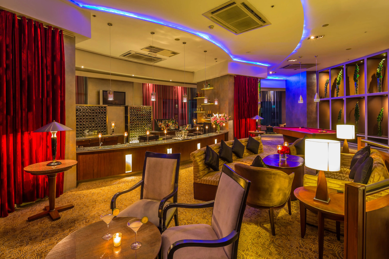 Photo - Discovery Suites Manila, Philippines