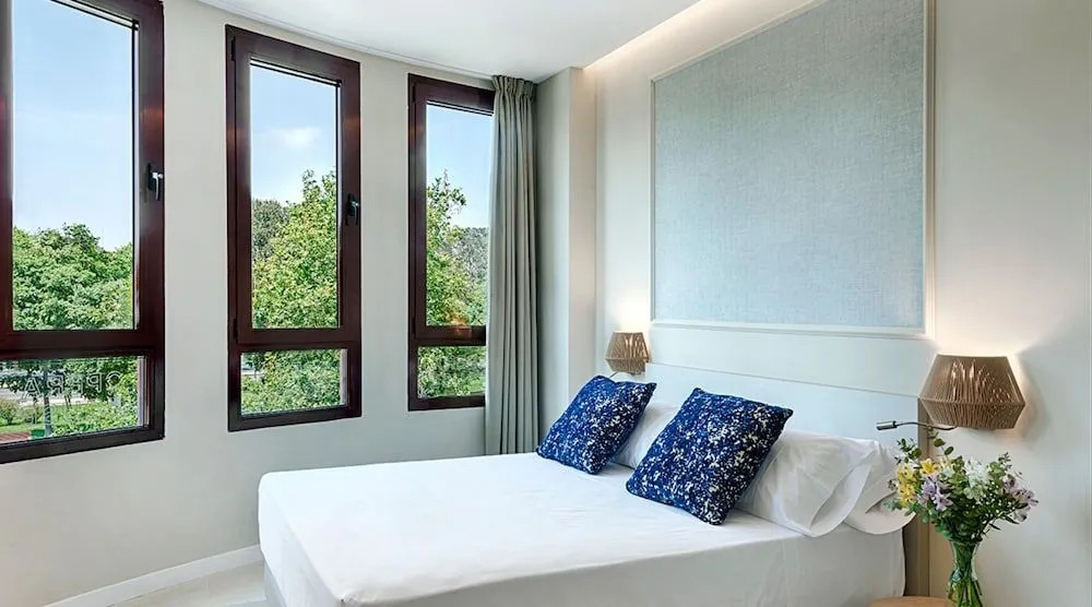 Photo - Opera House Valencia B&B