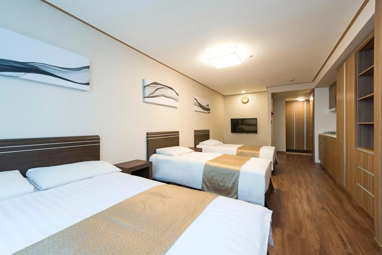 Photo - Western Coop Hotel & Residence Dongdaemun