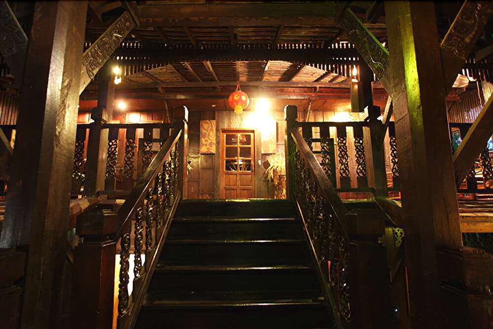 Foto - Club One Seven Gaymen Chiang Mai