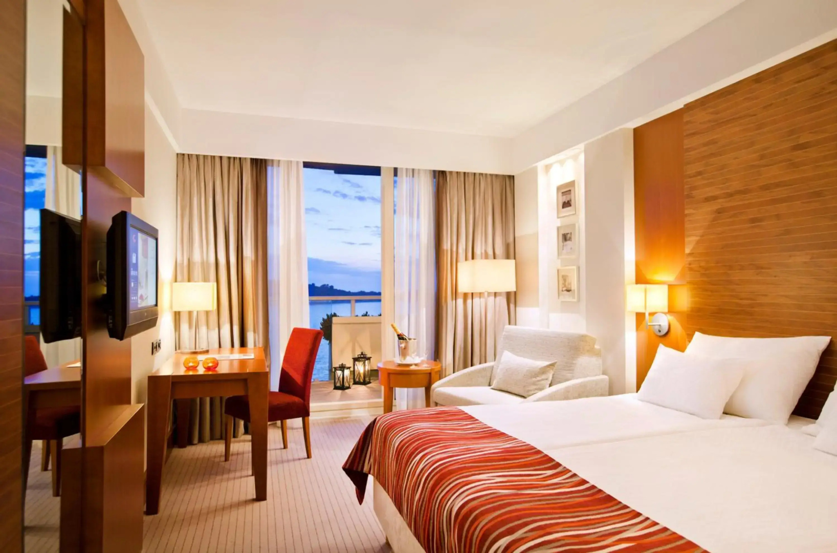 Photo - Hotel Croatia