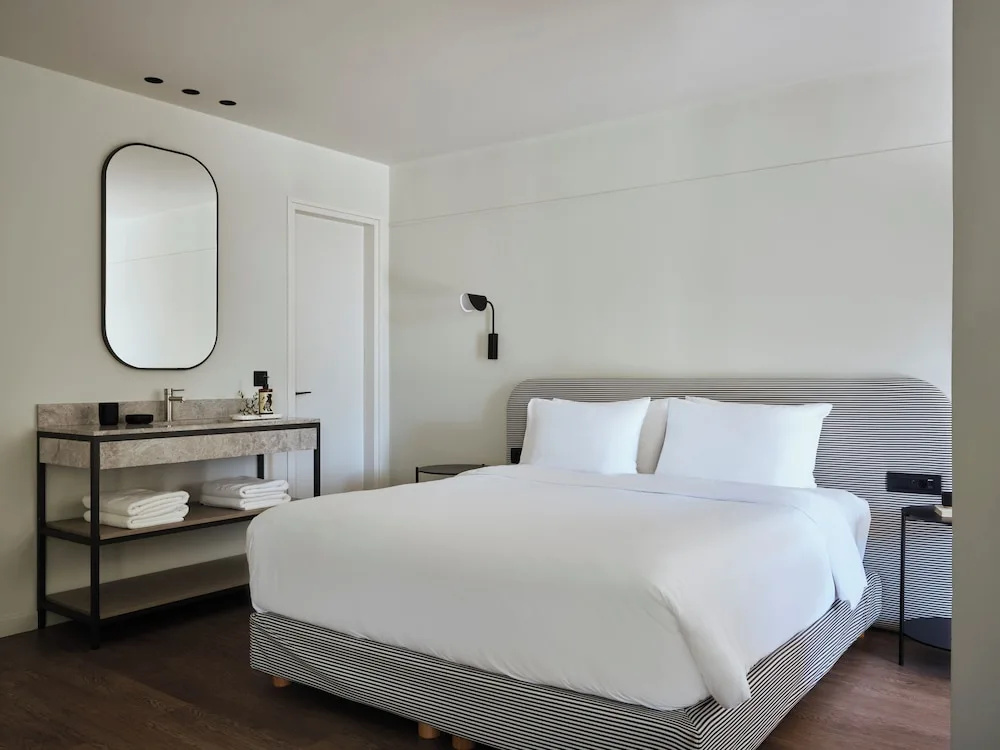 Doryssa Lithos Hotel