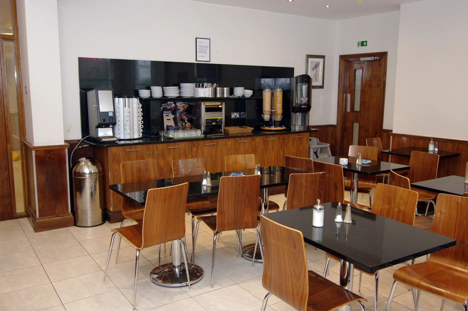 Photo - Westbury Hotel