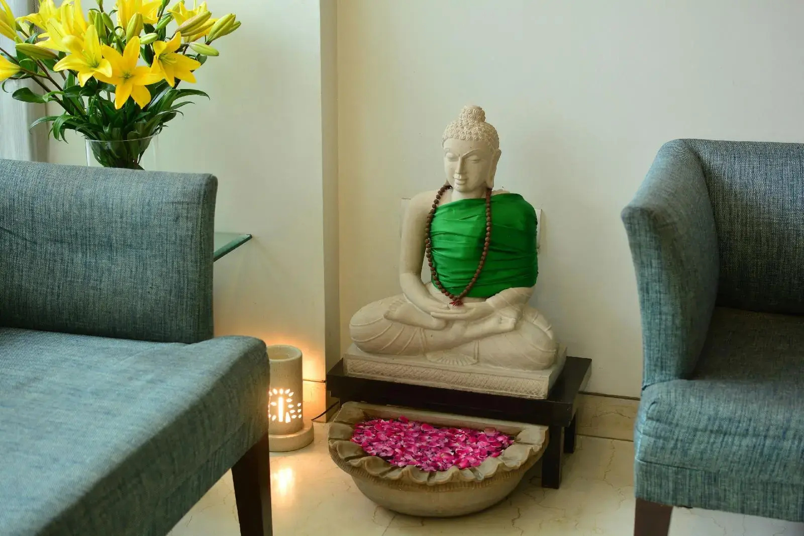 Photo - Rockland Hotel Panchsheel Enclave