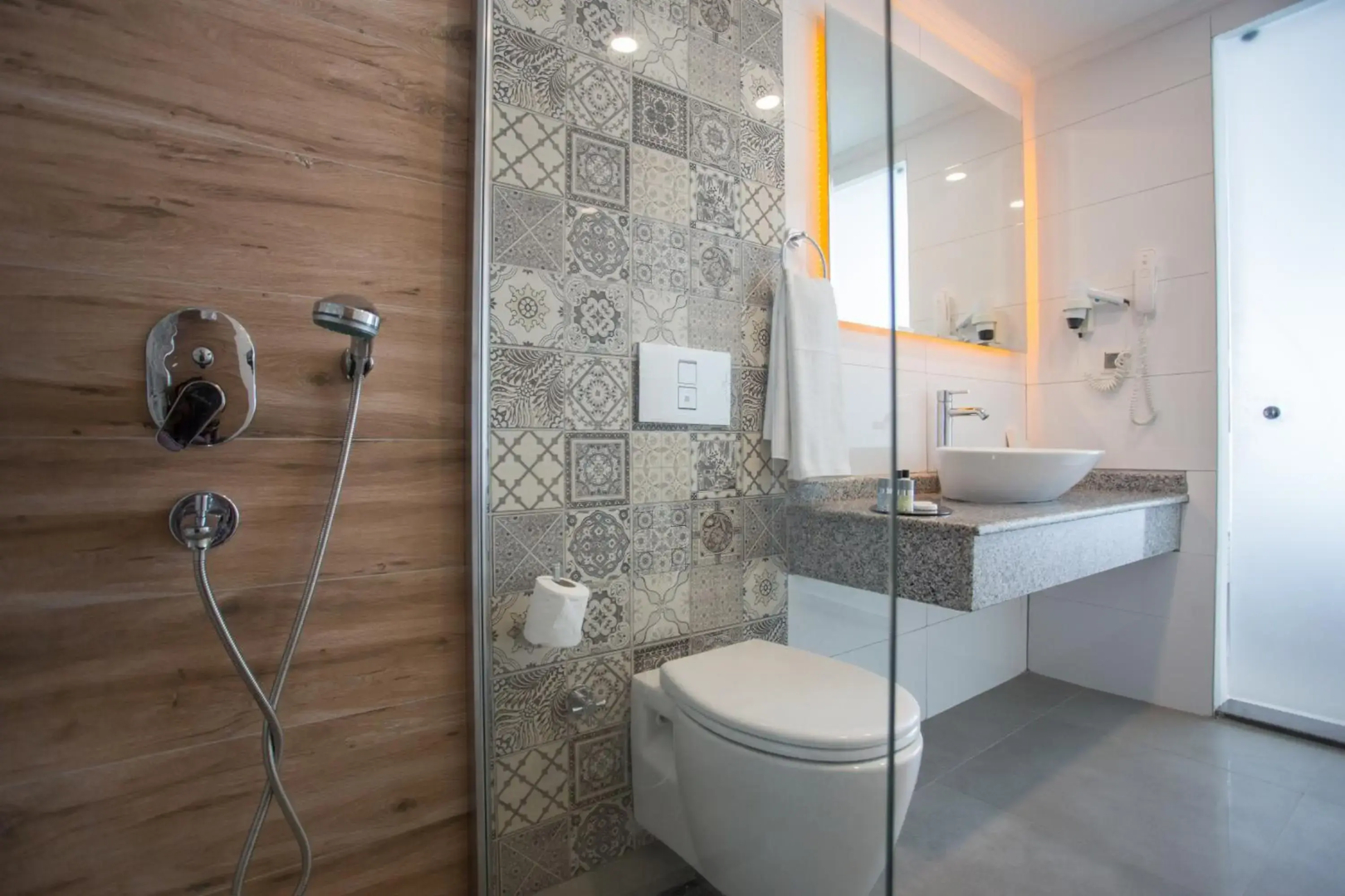Photo - Fraser Suites Muscat