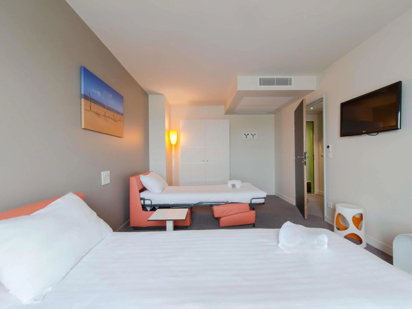 Photo - ibis Styles La Rochelle Centre les Minimes