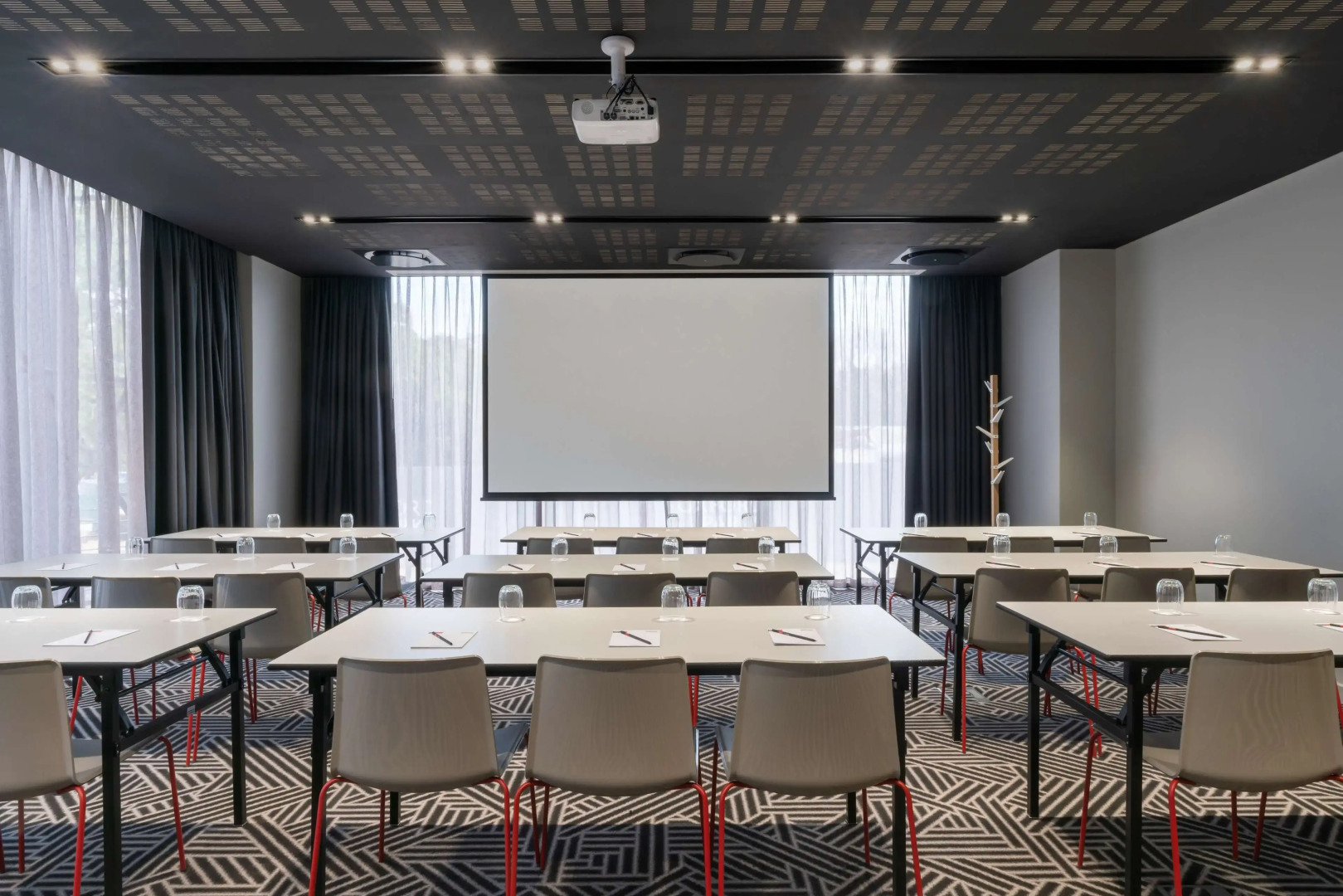 Photo - Radisson RED Hotel Johannesburg Rosebank