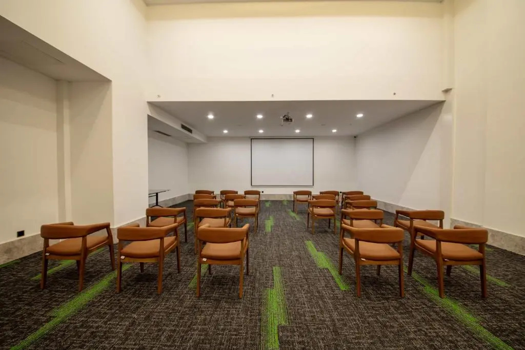 Photo - V Center Hotel