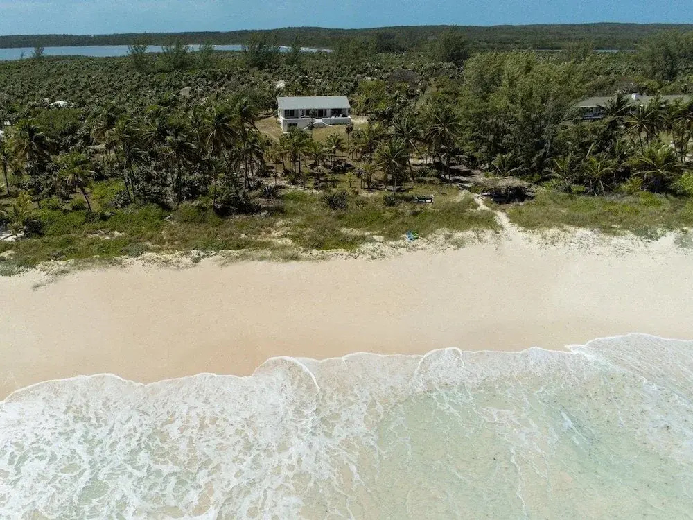 Wish House - Private Beach House Double Bay Beach 3 Bedroom Home — фото 1