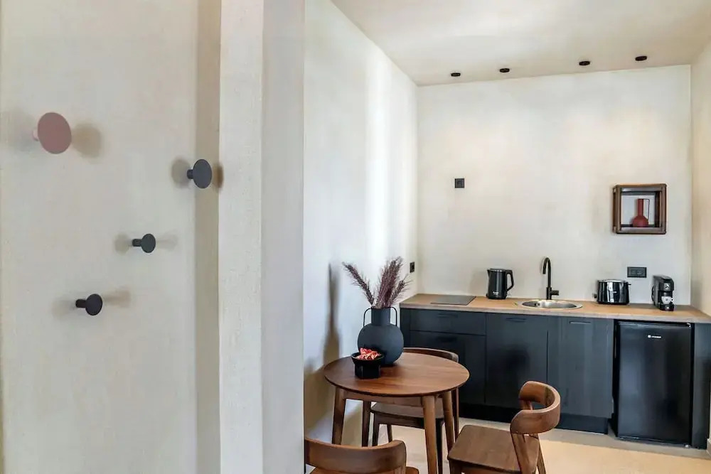 Photo - Peranosa the Residency