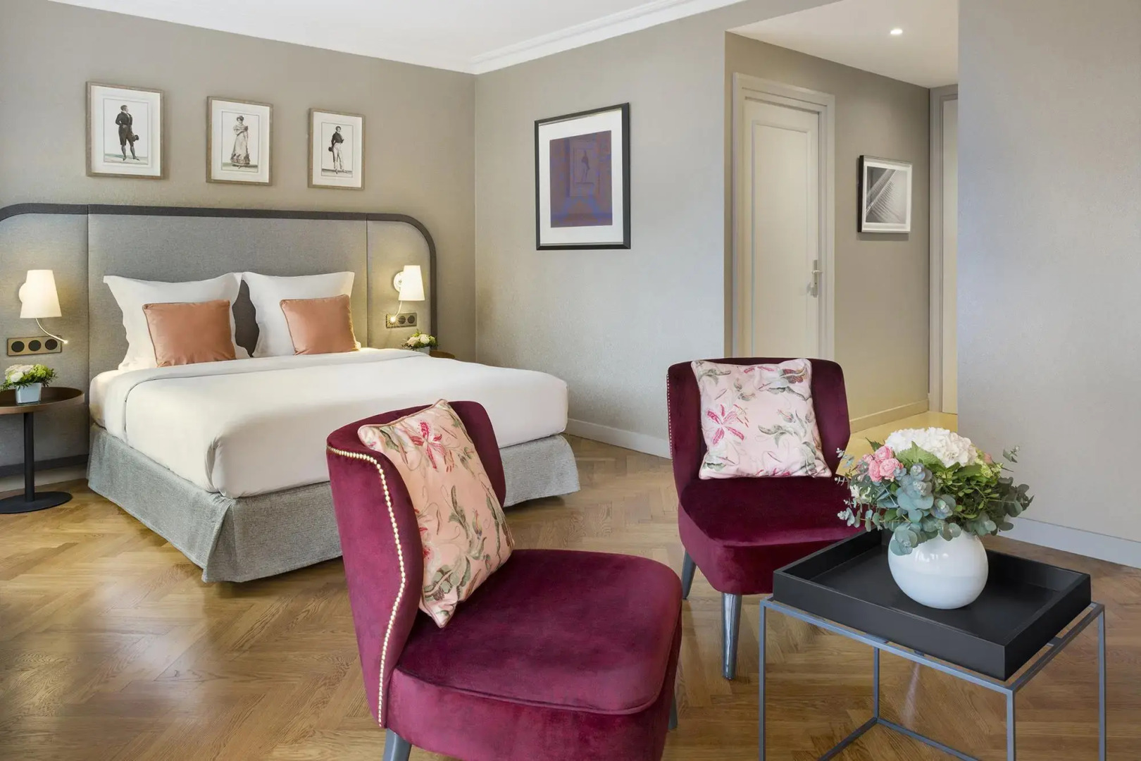 Foto - Warwick Reine Astrid - Lyon