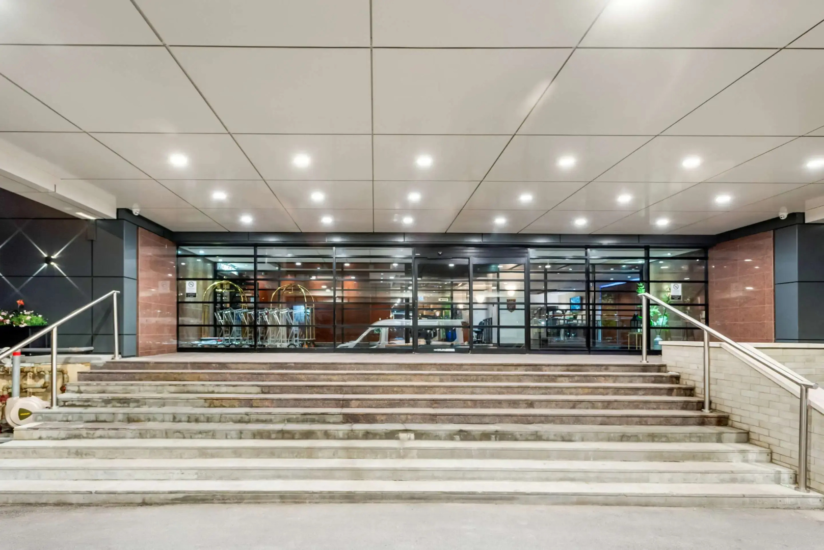 Photo - Quality Hotel Dorval Aeroport