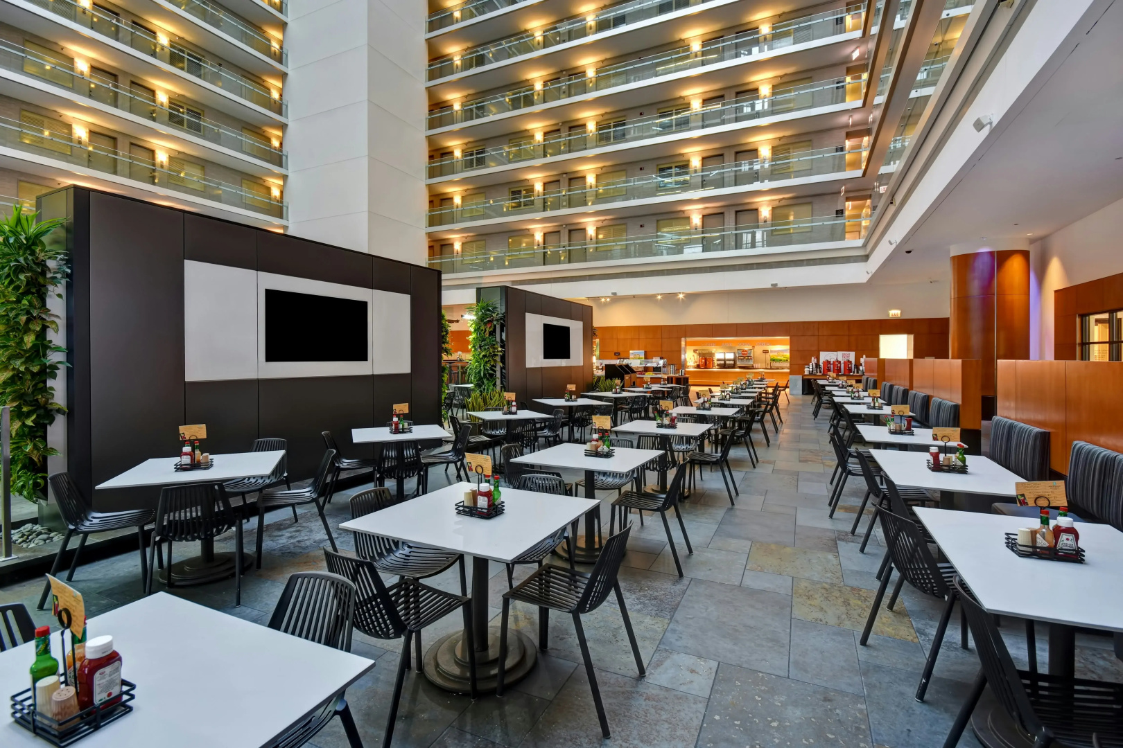 Photo - Embassy Suites by Hilton Chicago Downtown Magnificent Mile