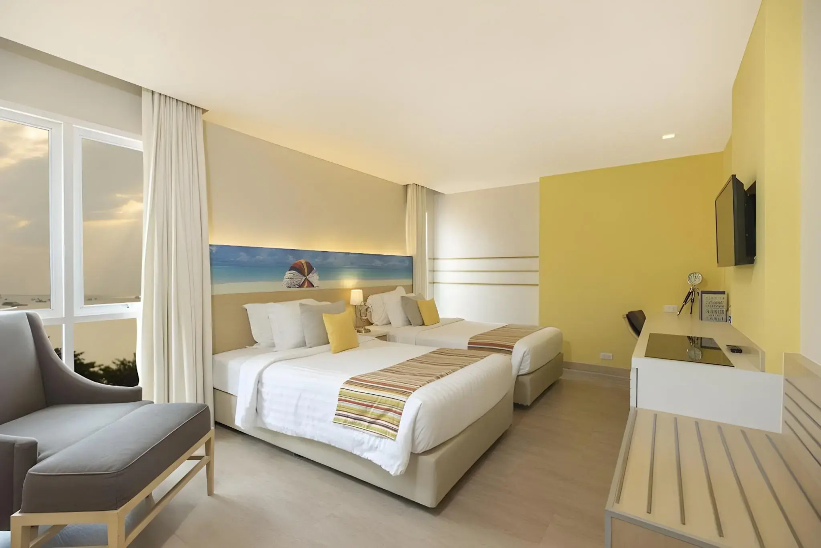 Photo - Pattaya Sea View Hotel
