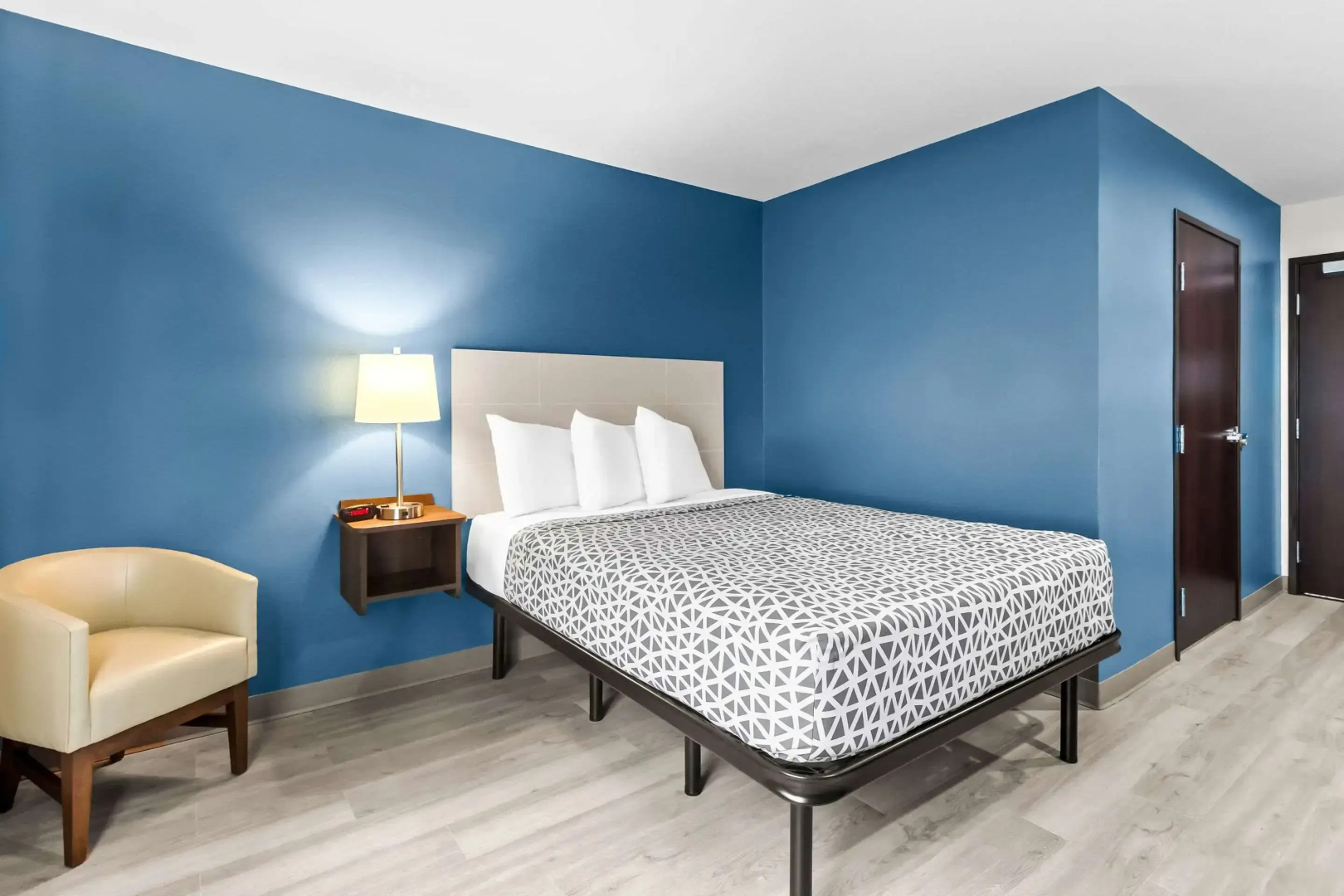 Photo - WoodSpring Suites South Houston Hobby