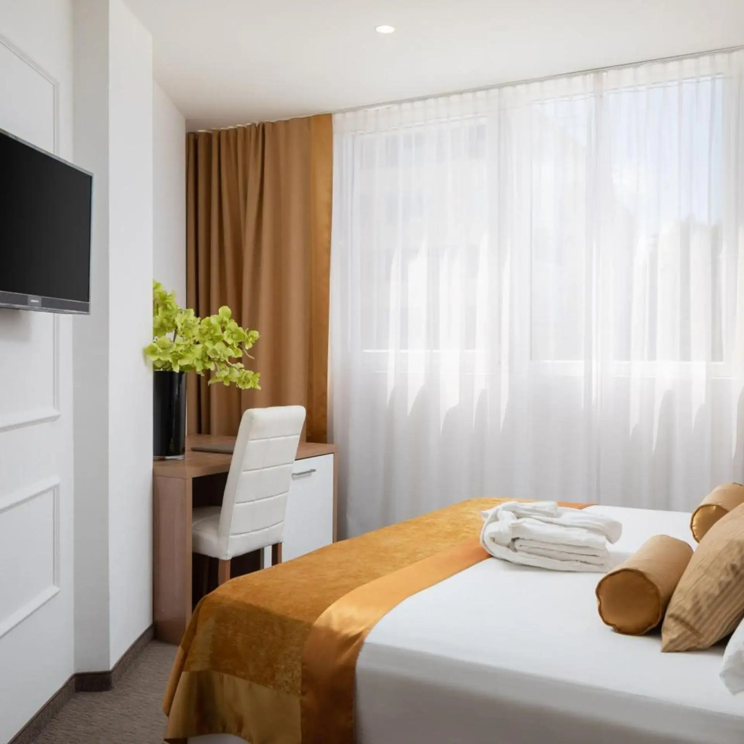 Photo - Hotel Corner