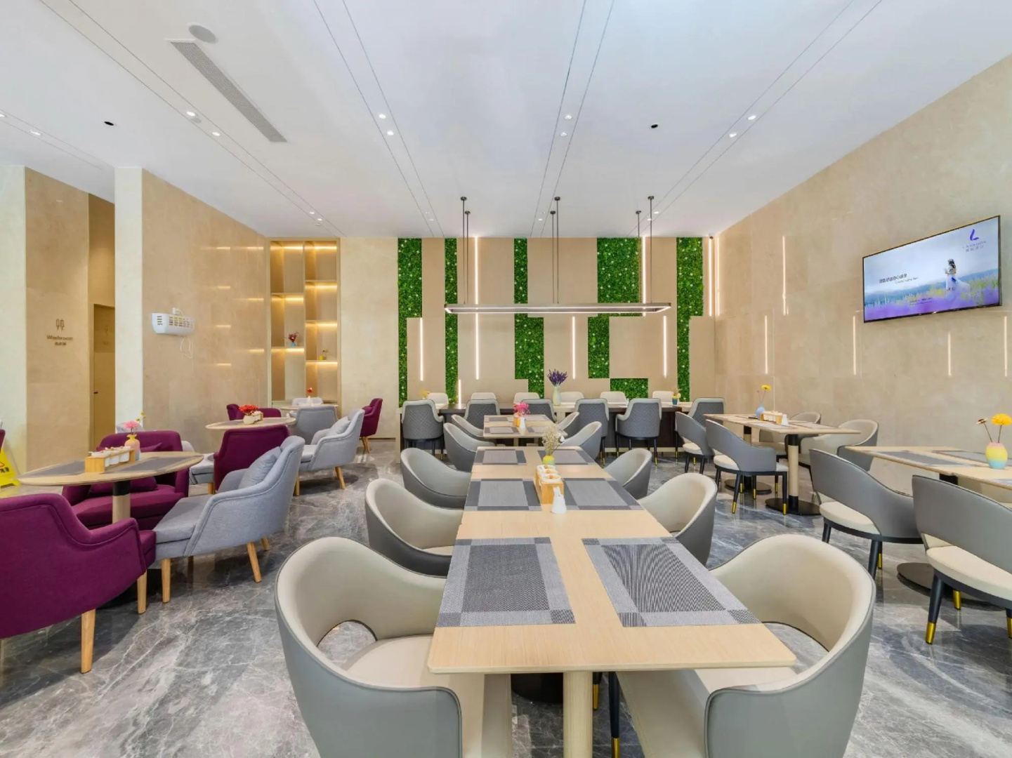 Lavande Hotel (Hechi Macau International City)