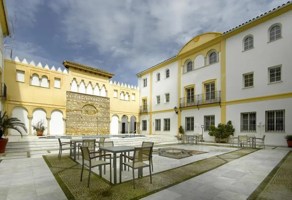 Foto - Hotel Macià Alfaros