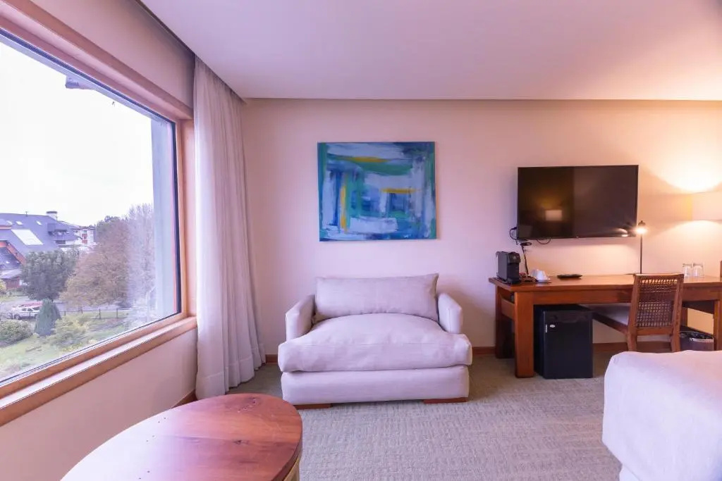 Photo - Wyndham Puerto Varas Pettra