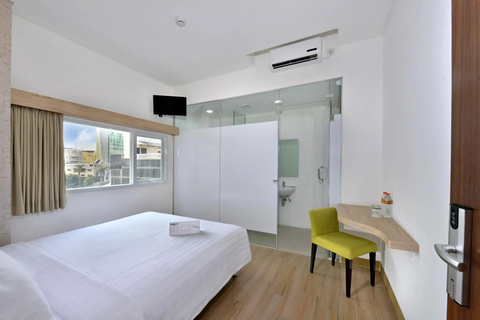 Photo - Whiz Hotel Falatehan Jakarta
