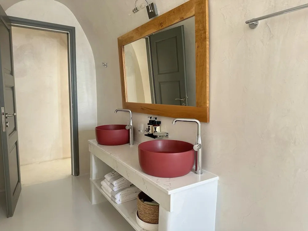 Photo - Dagaz Suites