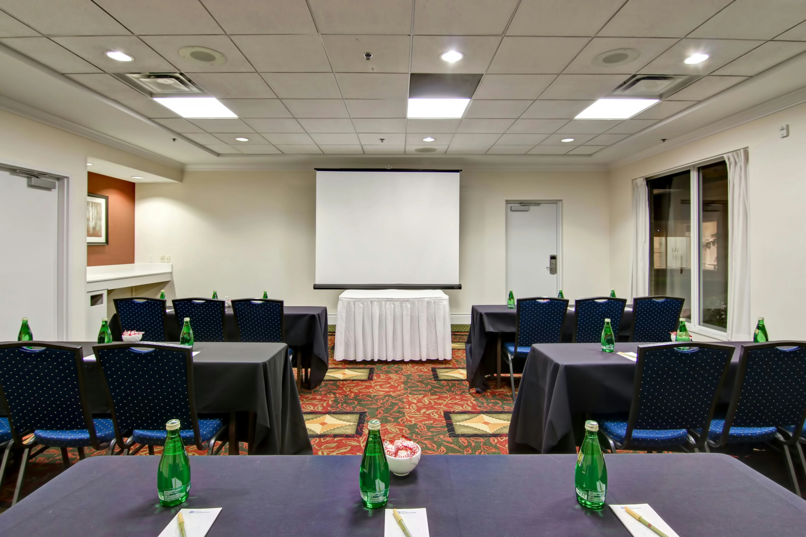 Photo - Hilton Garden Inn Toronto - Mississauga