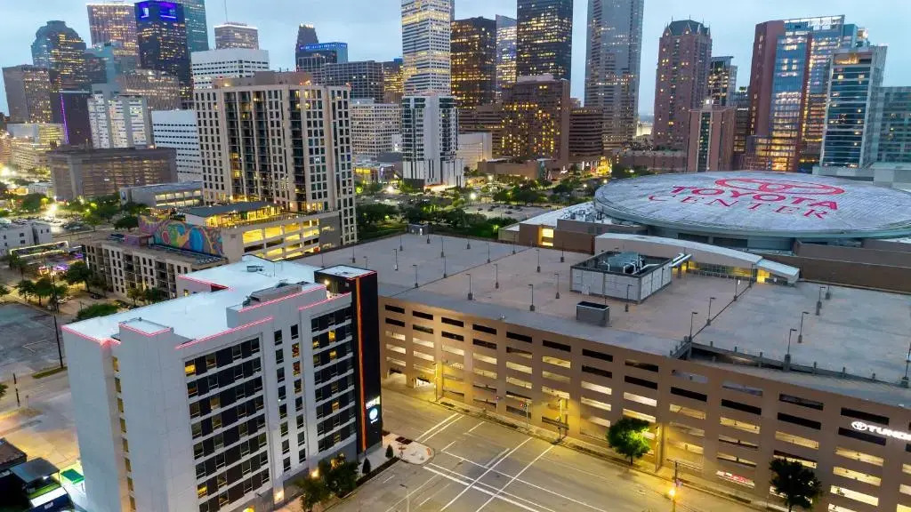 Photo - Home2 Suites By Hilton Houston Downtown Convention Center