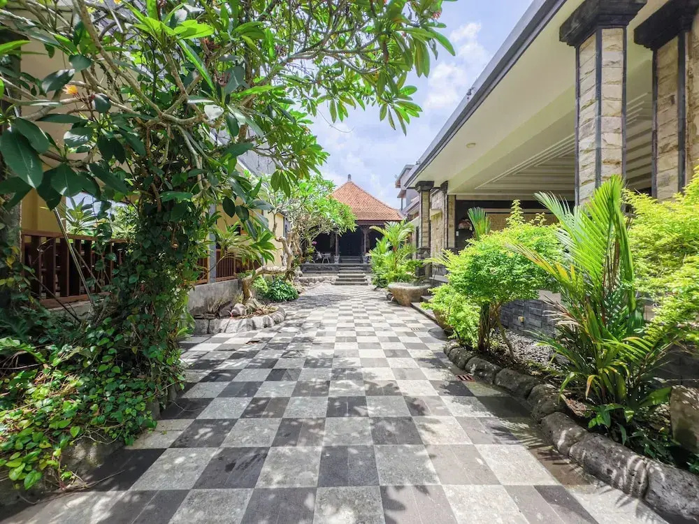 Photo - Giriya Amerta Hotel