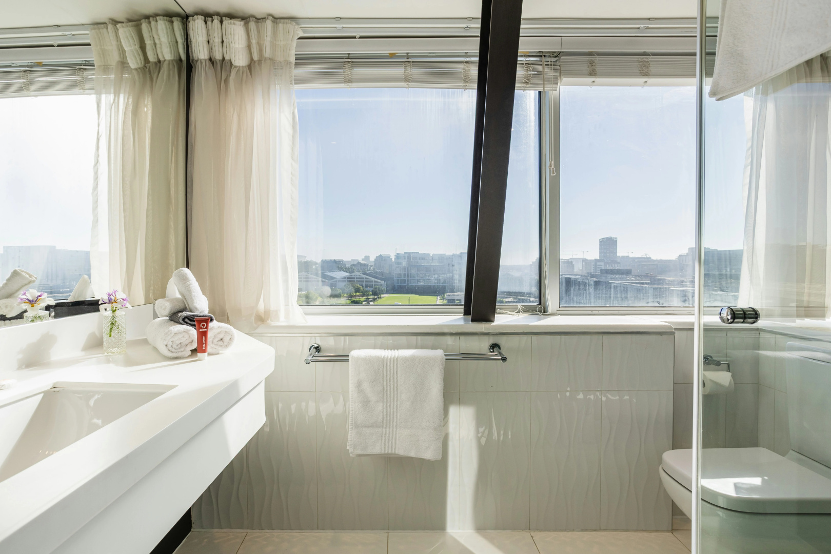 Photo - ONOMO Hotel Waterfront