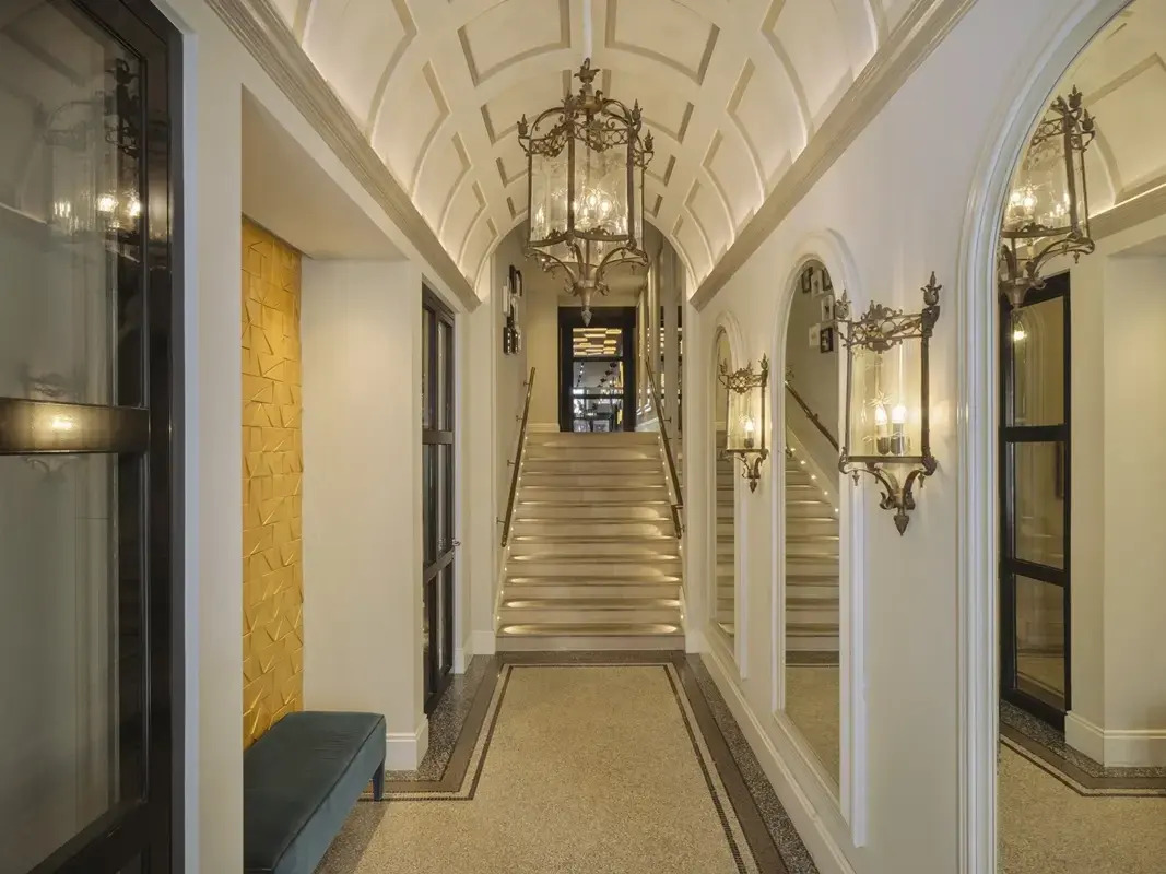 Photo - The Nikolai Hamburg - Leonardo Limited Edition