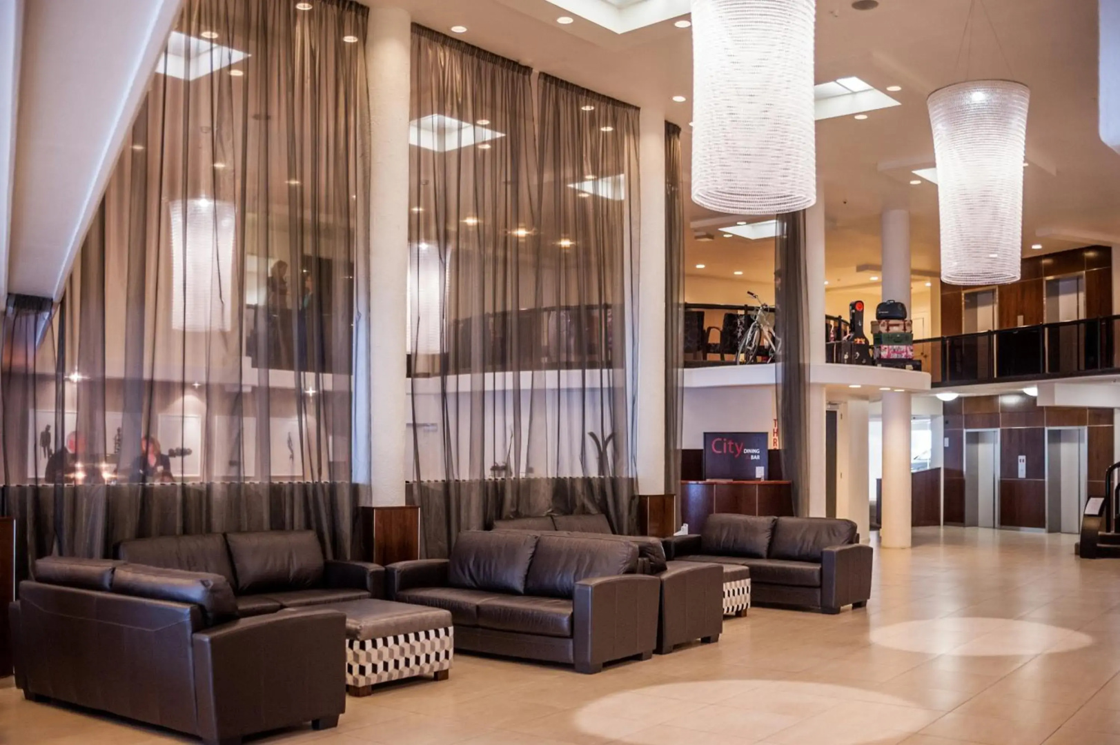 Foto - West Plaza Hotel