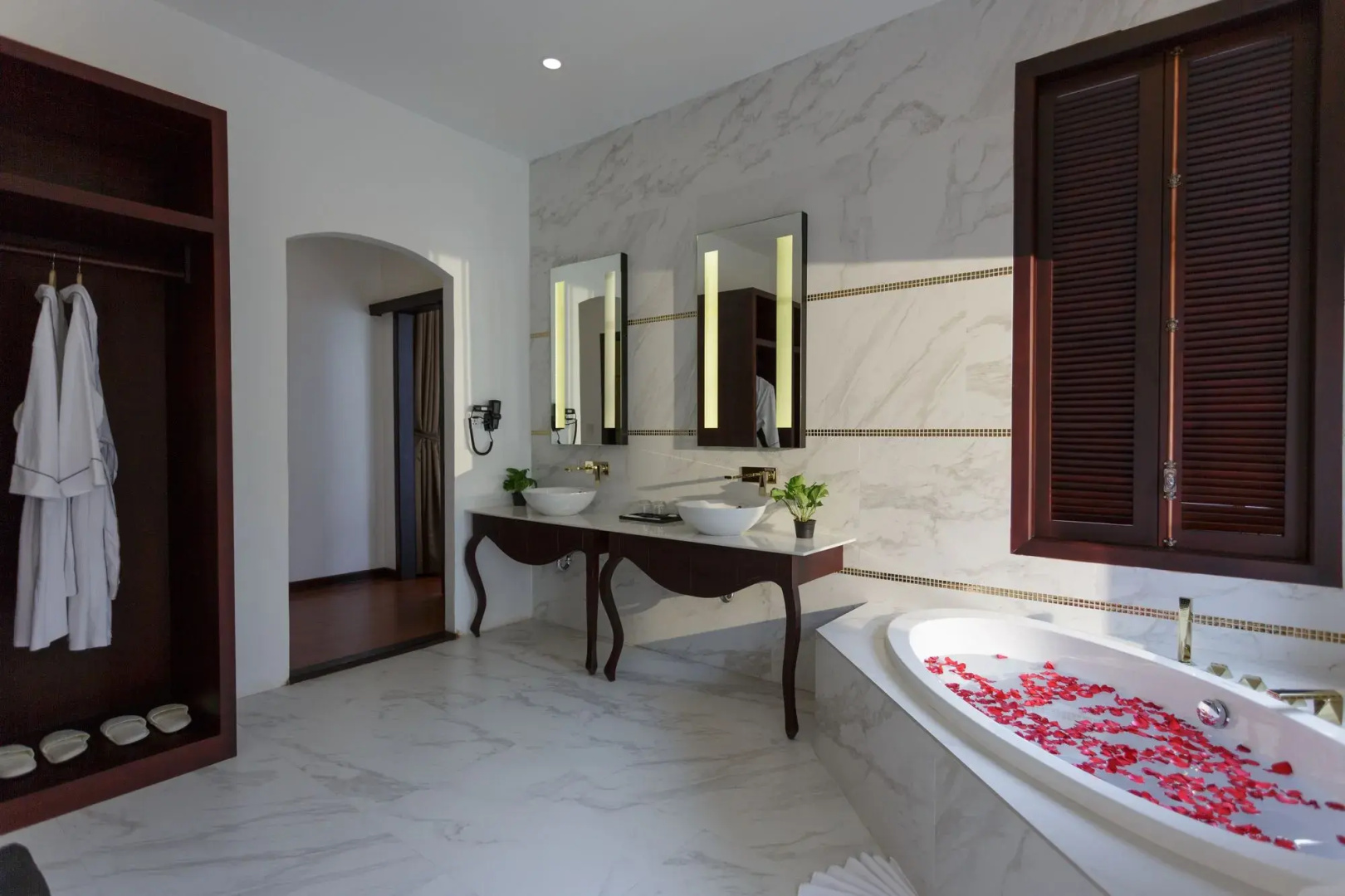 Photo - The Embassy Angkor Resort & Spa