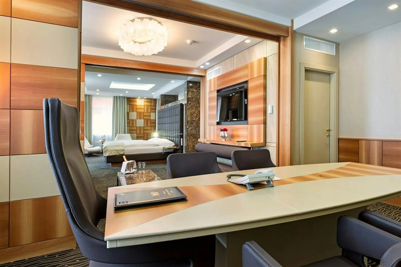 Foto - St Gotthard Hotel