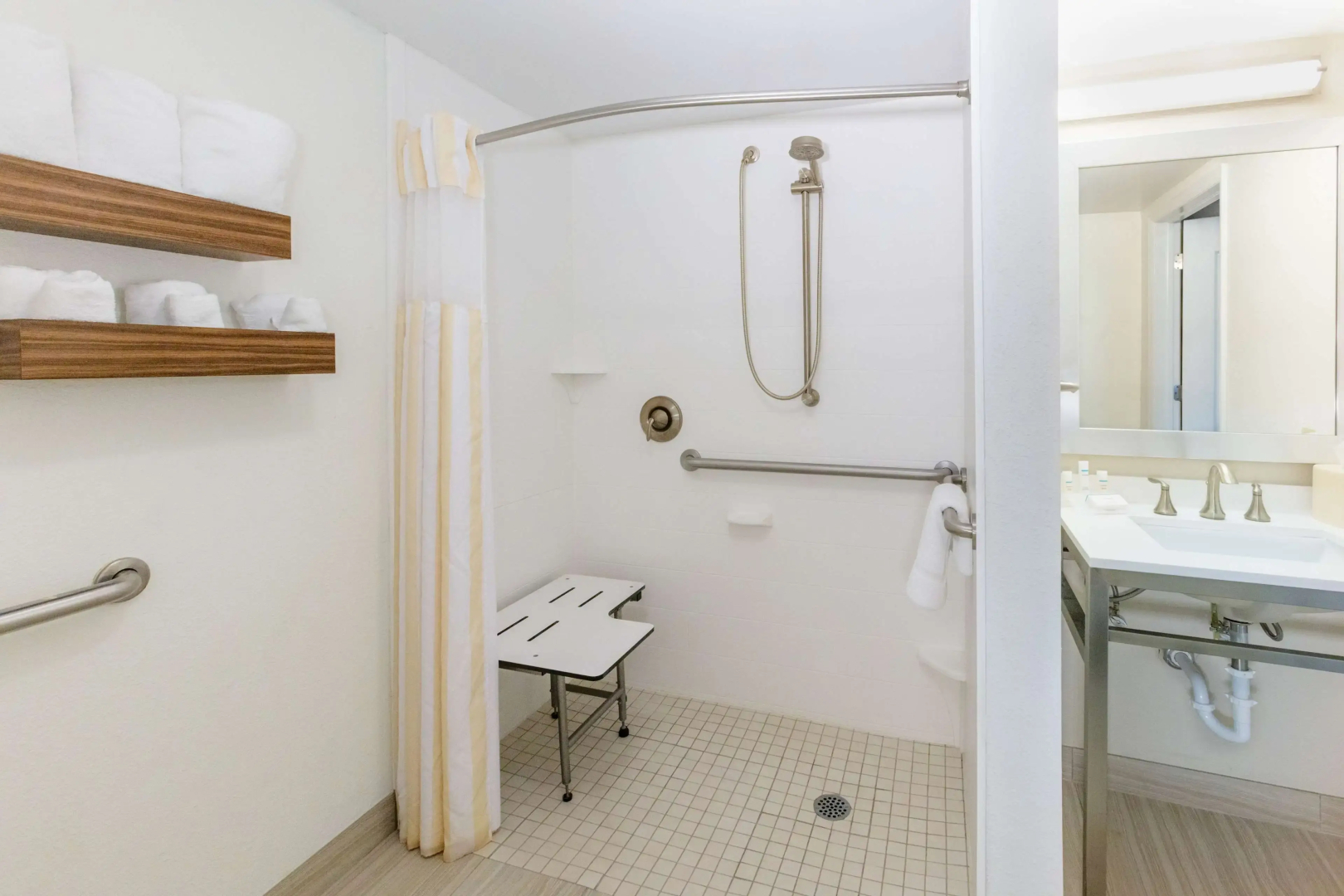 Photo - Hilton Garden Inn Jacksonville Airport