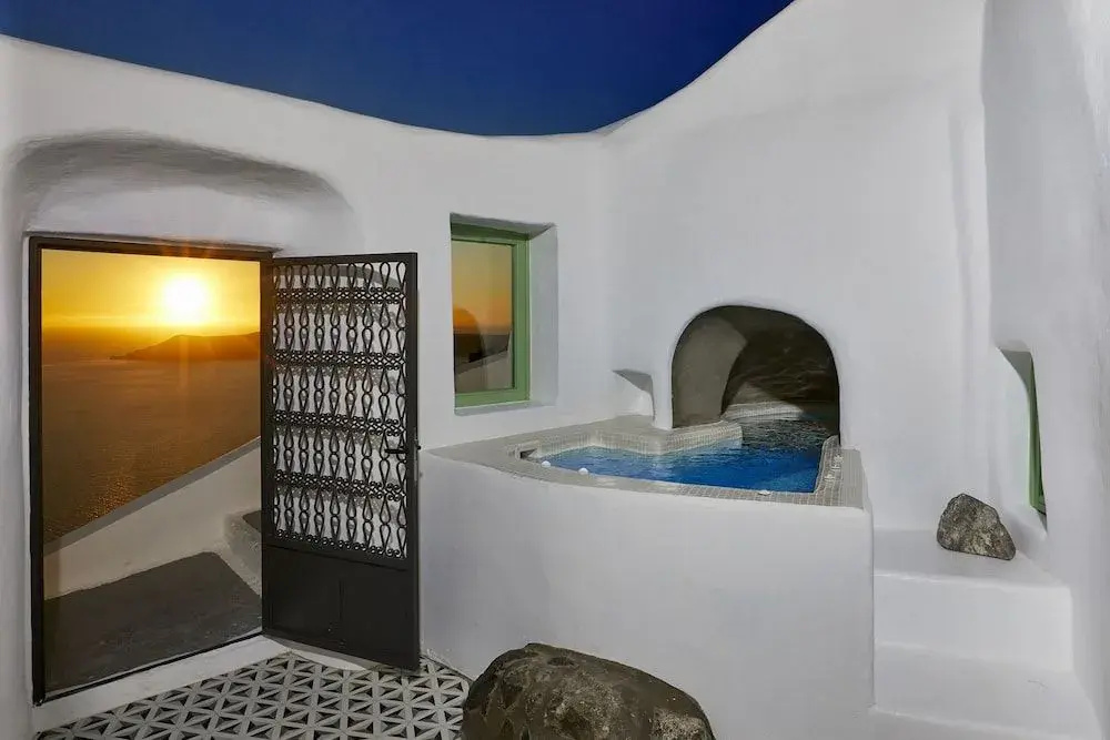 Photo - Gitsa Cliff Luxury Villa