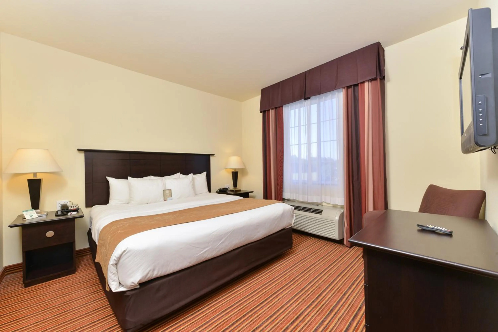Photo - Comfort Suites Alexandria North