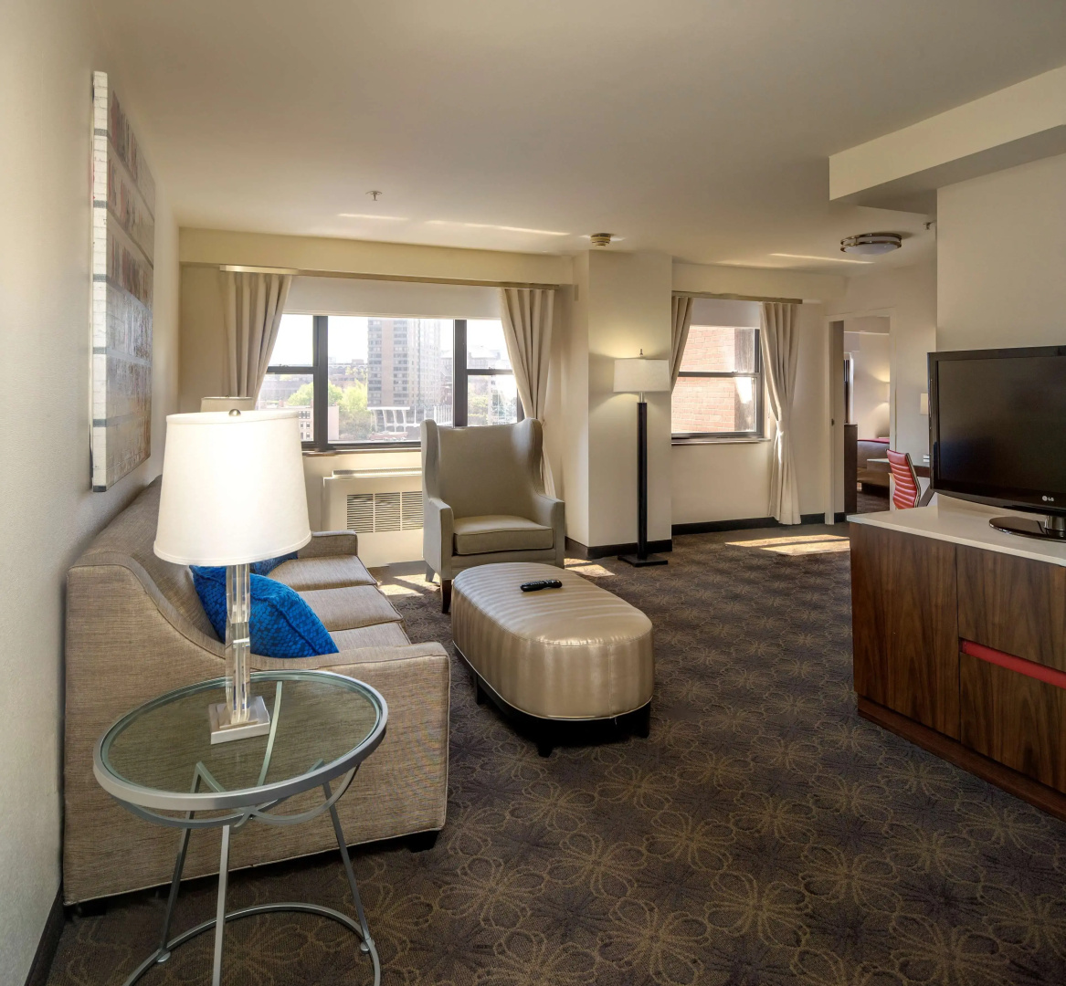 Foto - DoubleTree by Hilton Hotel & Suites Pittsburgh Downtown