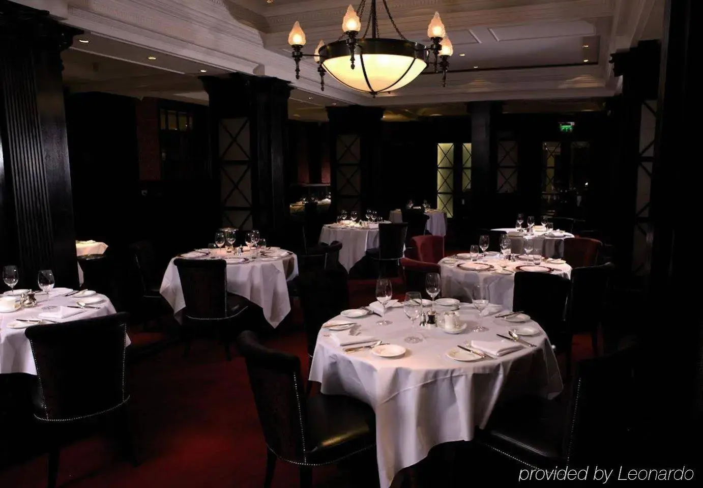 Foto - Oulton Hall Hotel, Spa & Golf Resort