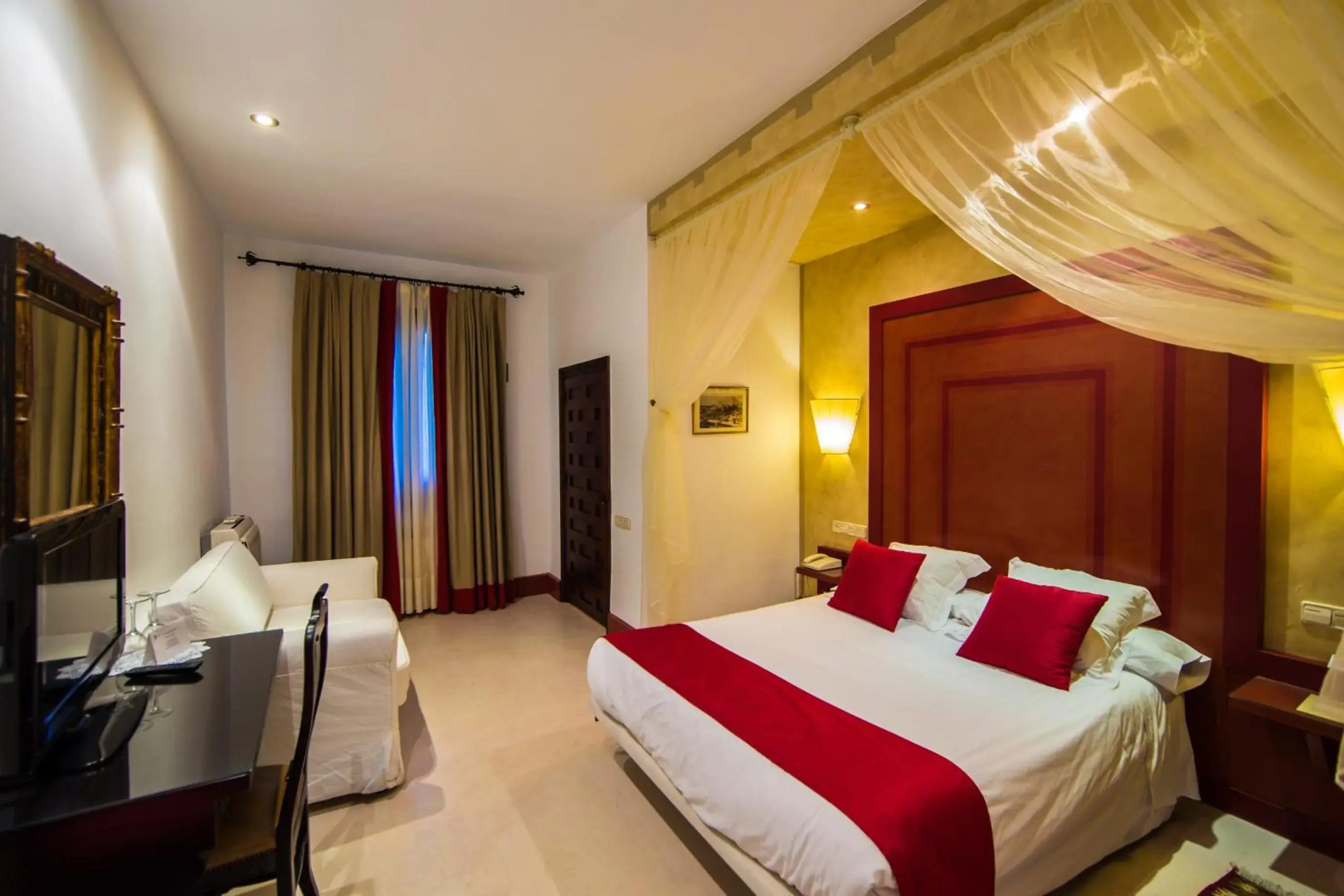 Photo - Hotel Hacienda del Cardenal